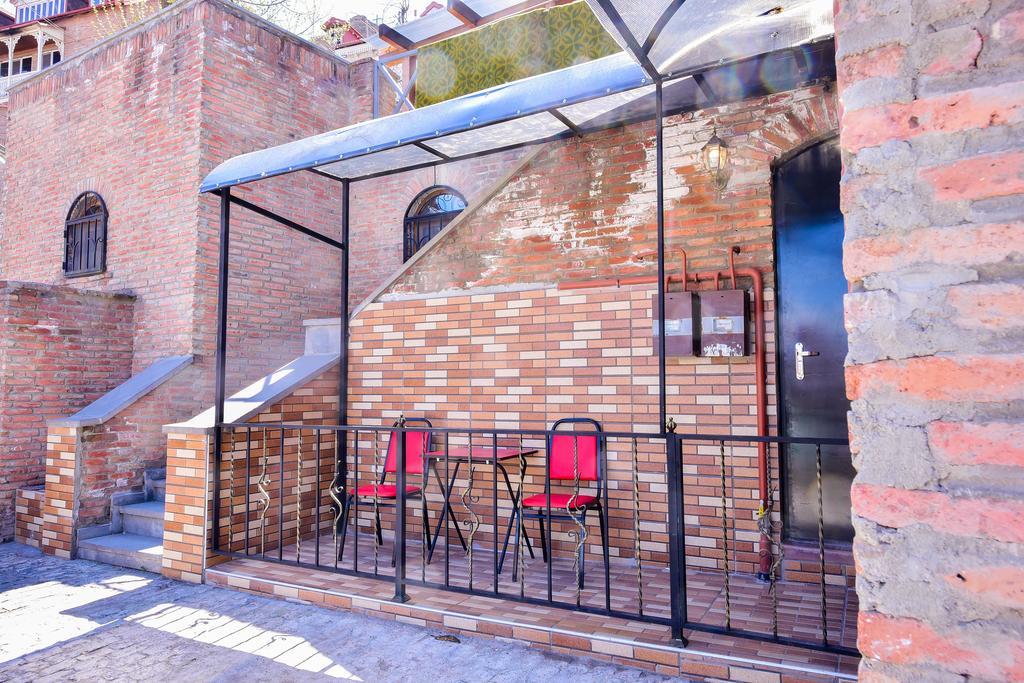 Hotel Gomi13 Tbilisi Exterior foto
