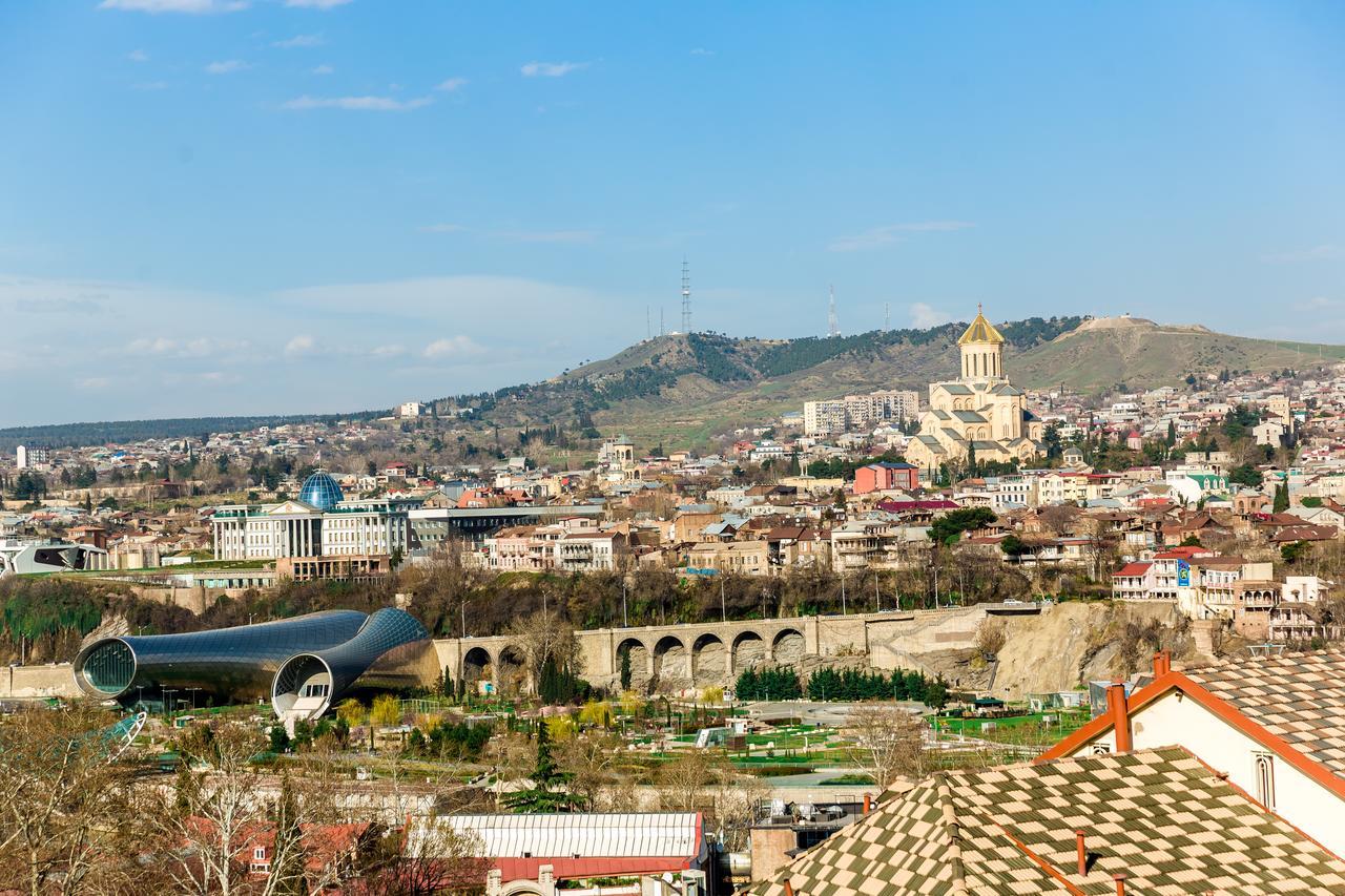 Hotel Gomi13 Tbilisi Exterior foto